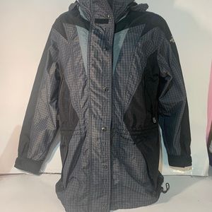 The North Face Women’s Size 8 Black And Gray Extreme Light  Hooded Jacket